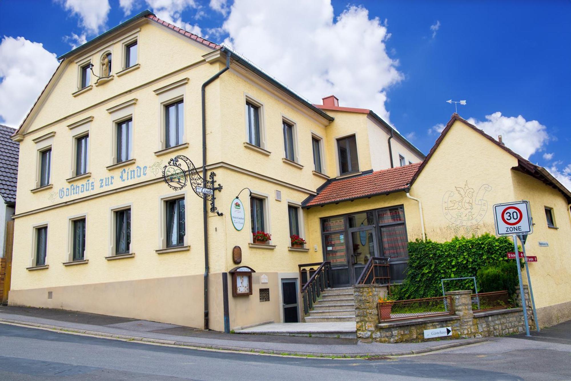 Hotel Zur Linde Gaedheim Exterior photo